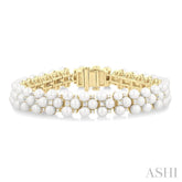 4 MM Interlocked Clover Cultured Pearl and 1 ctw Round Cut Diamond Fashion Bracelet in 14K Yellow Gold
